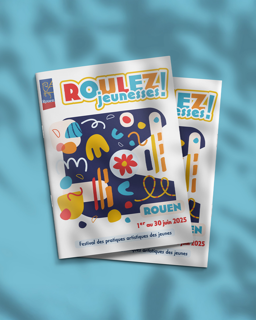 Programme graphique coloré réalisé par Tapa Idée pour l’événement Roulez Jeunesses organisé par la Ville de Rouen, été 2024.